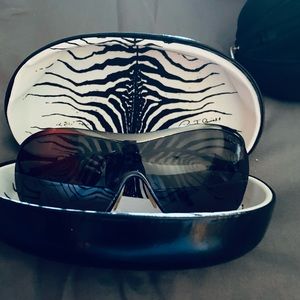 Sunglasses Robert Cavalli